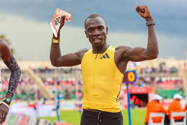 Emmanuel Wanyonyi Sets New Men’s Road Mile World Record